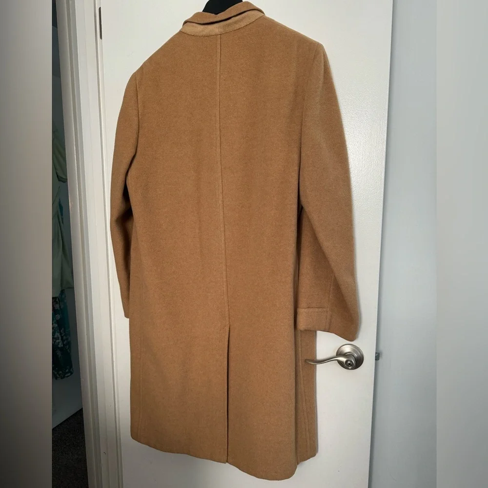 Vintage knee length cashmere coat - Picture 3 of 17